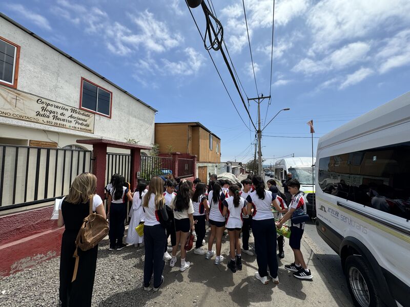 Visita al hogar de ancianos Julia Navarro